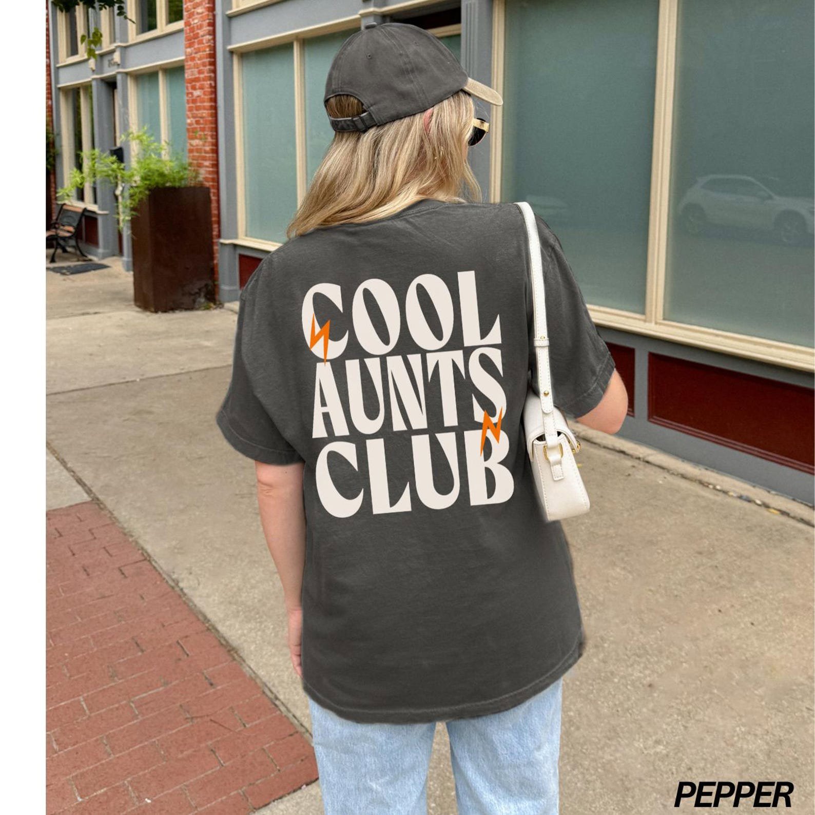 Comfort Colors® Cool Aunts Club Shirt, Auntie Shirt, Gift for Aunt, Auntie Tshirt, New Aunt Gift, Aunt to be Gift, Baby Announcement Gift 3