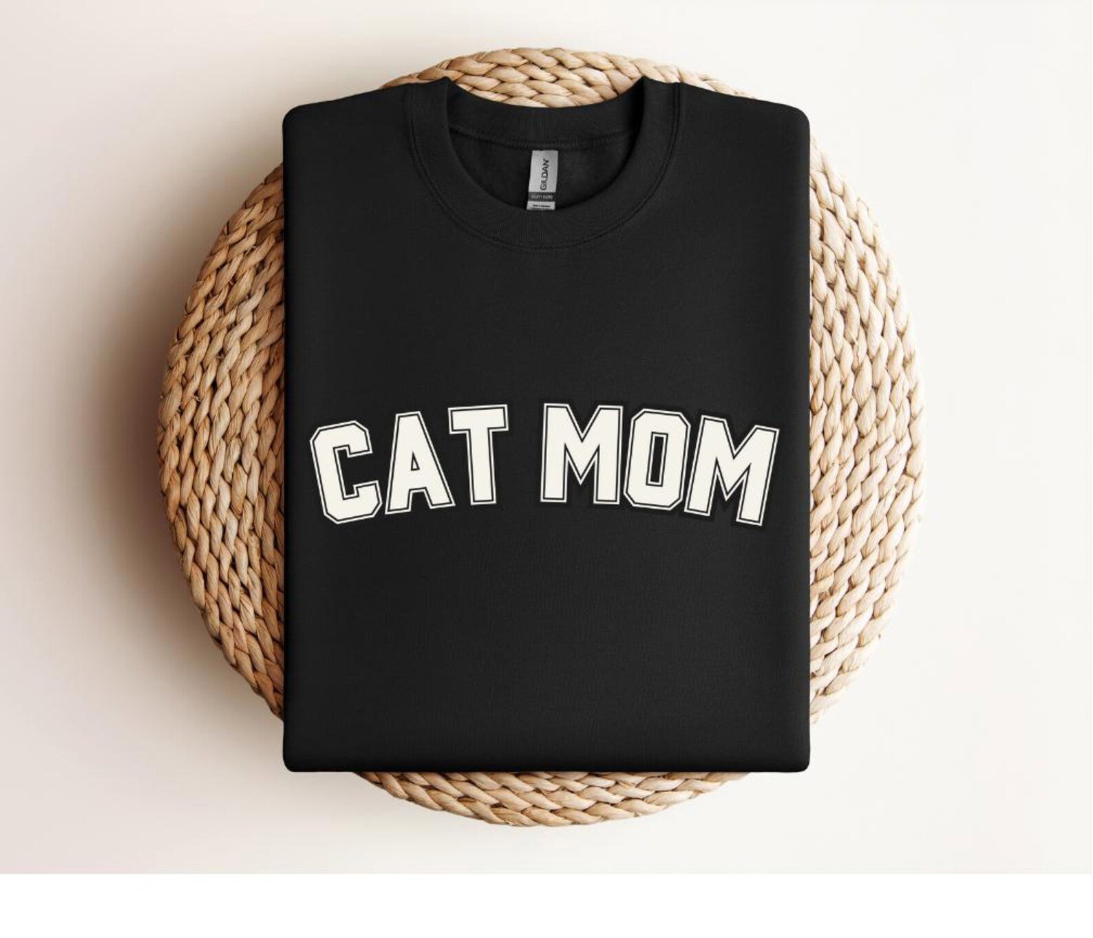 Cat Mama Shirt, Cat Mom Sweatshirt Custom Name, Cat Lover Gift, Cute Minimal Cat Mom Hoodie, Birthday Gift for Cat Mom, Valentine Shirt 2