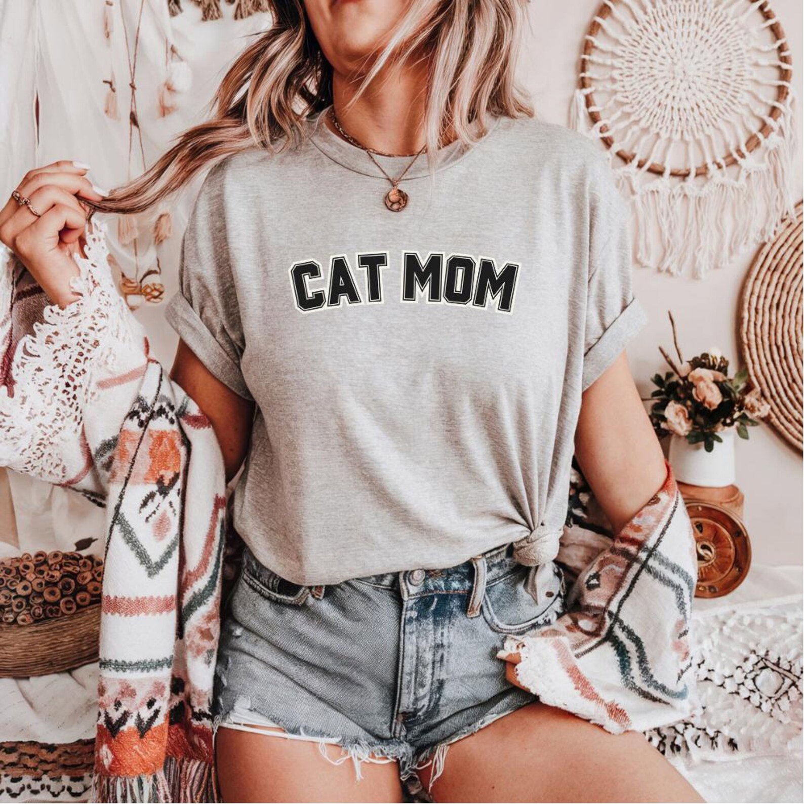 Cat Mama Shirt, Cat Mom Sweatshirt Custom Name, Cat Lover Gift, Cute Minimal Cat Mom Hoodie, Birthday Gift for Cat Mom, Valentine Shirt 12