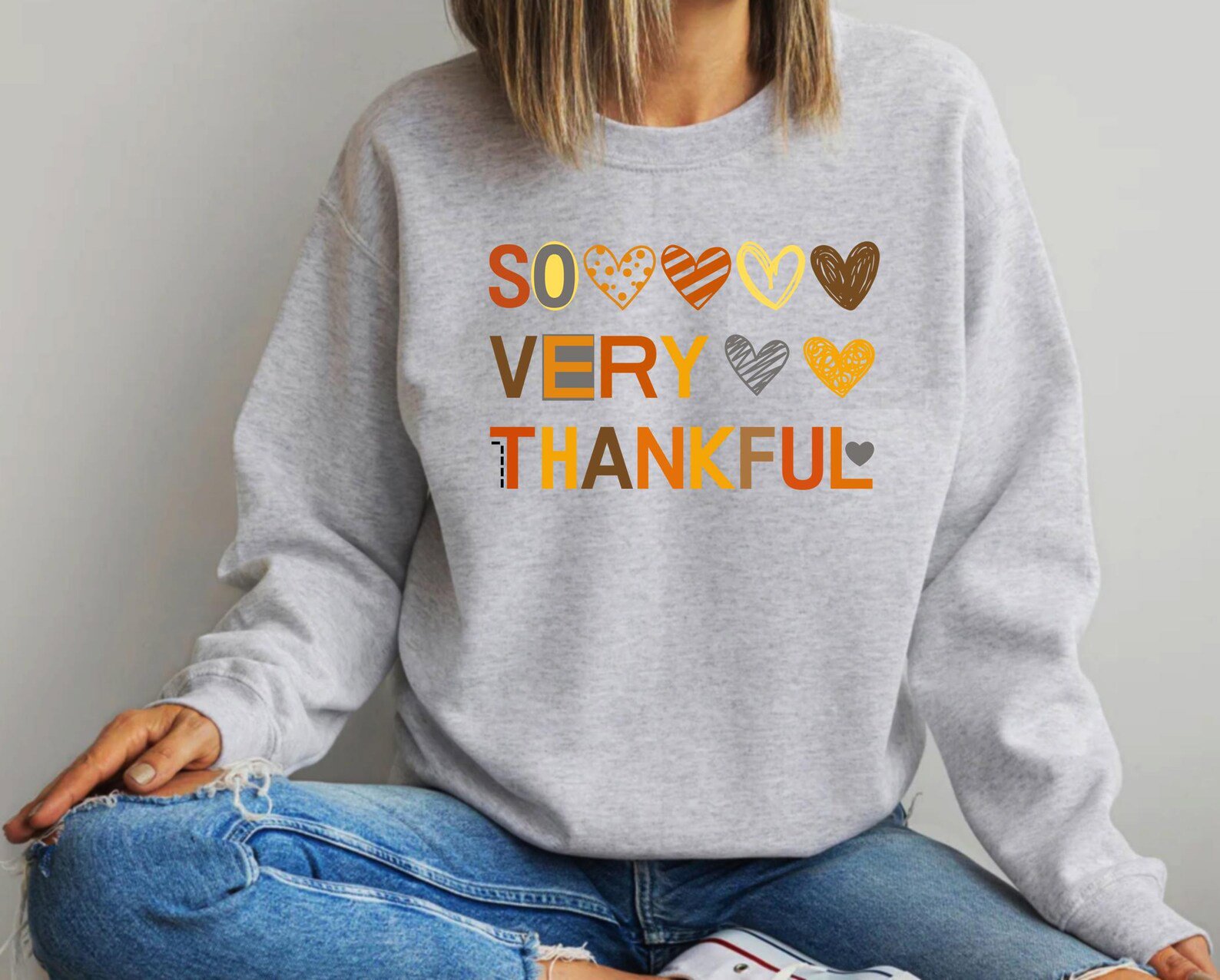 So Very Thankful Sweatshirt, Patterned Hearts Graphic For Thanksgiving Outfit 3