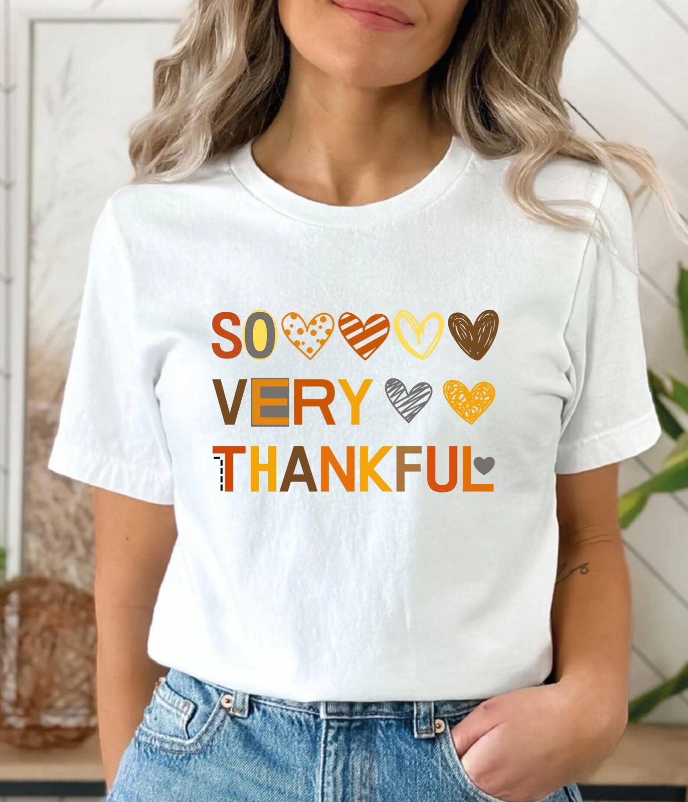 So Very Thankful Sweatshirt, Patterned Hearts Graphic For Thanksgiving Outfit 5