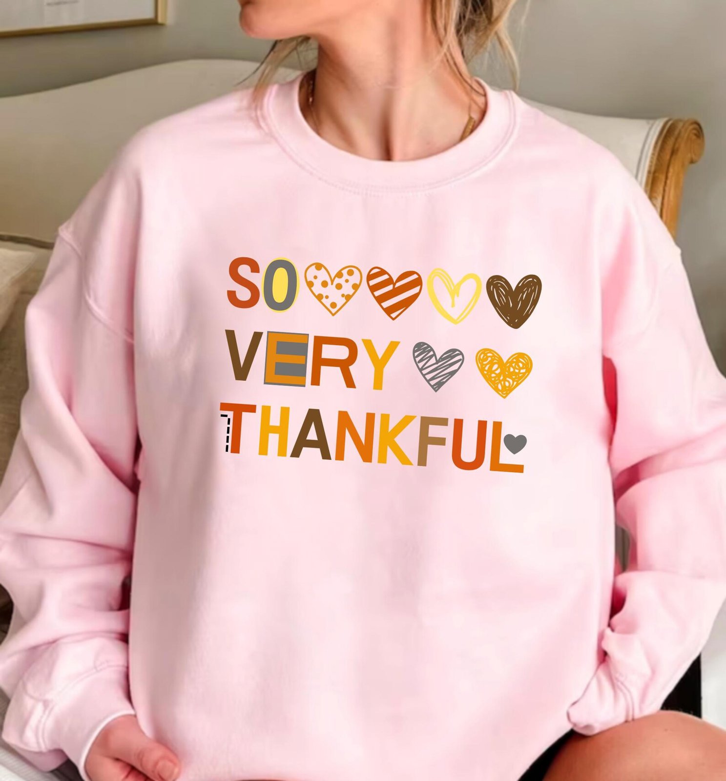 So Very Thankful Sweatshirt, Patterned Hearts Graphic For Thanksgiving Outfit 6