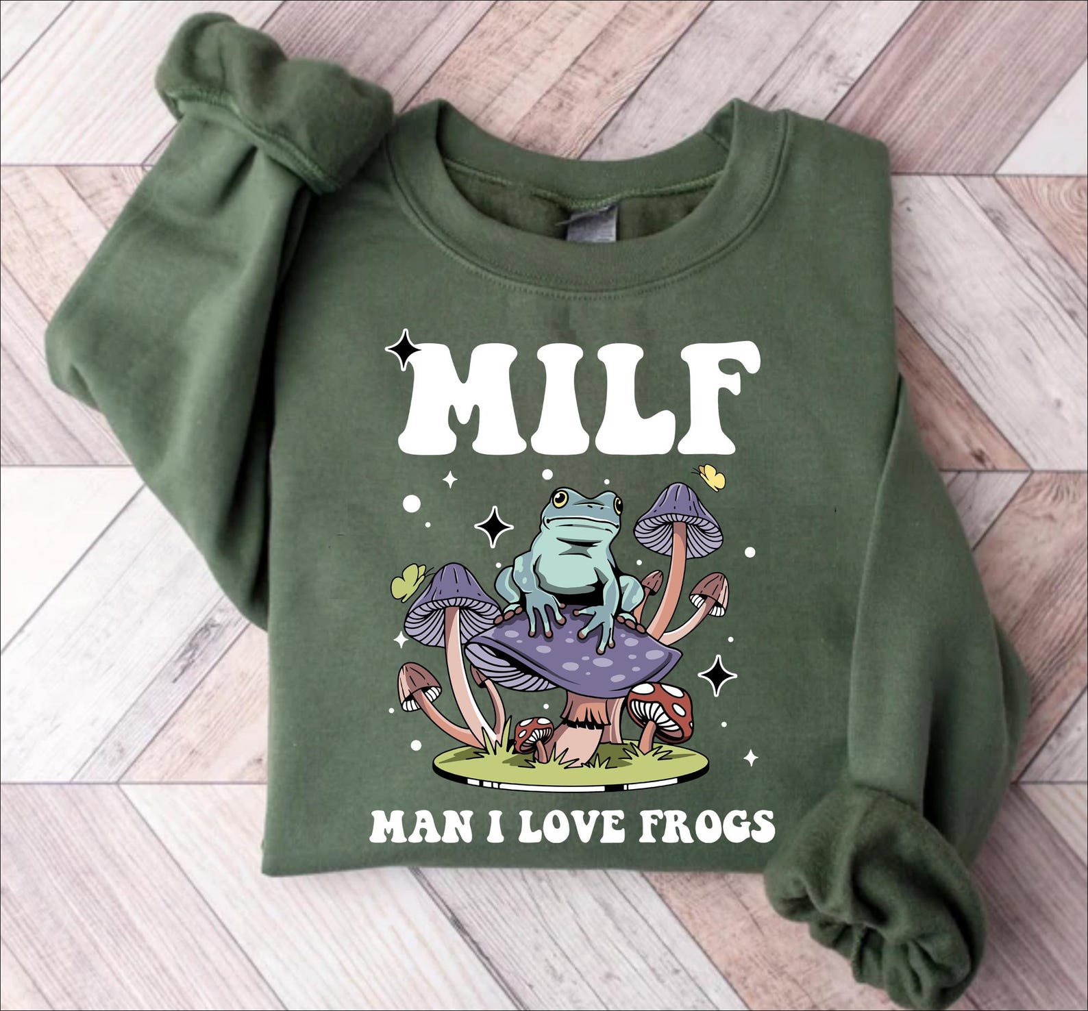 Man I Love Frogs Sweatshirt: Retro Women's Frog Graphic 4