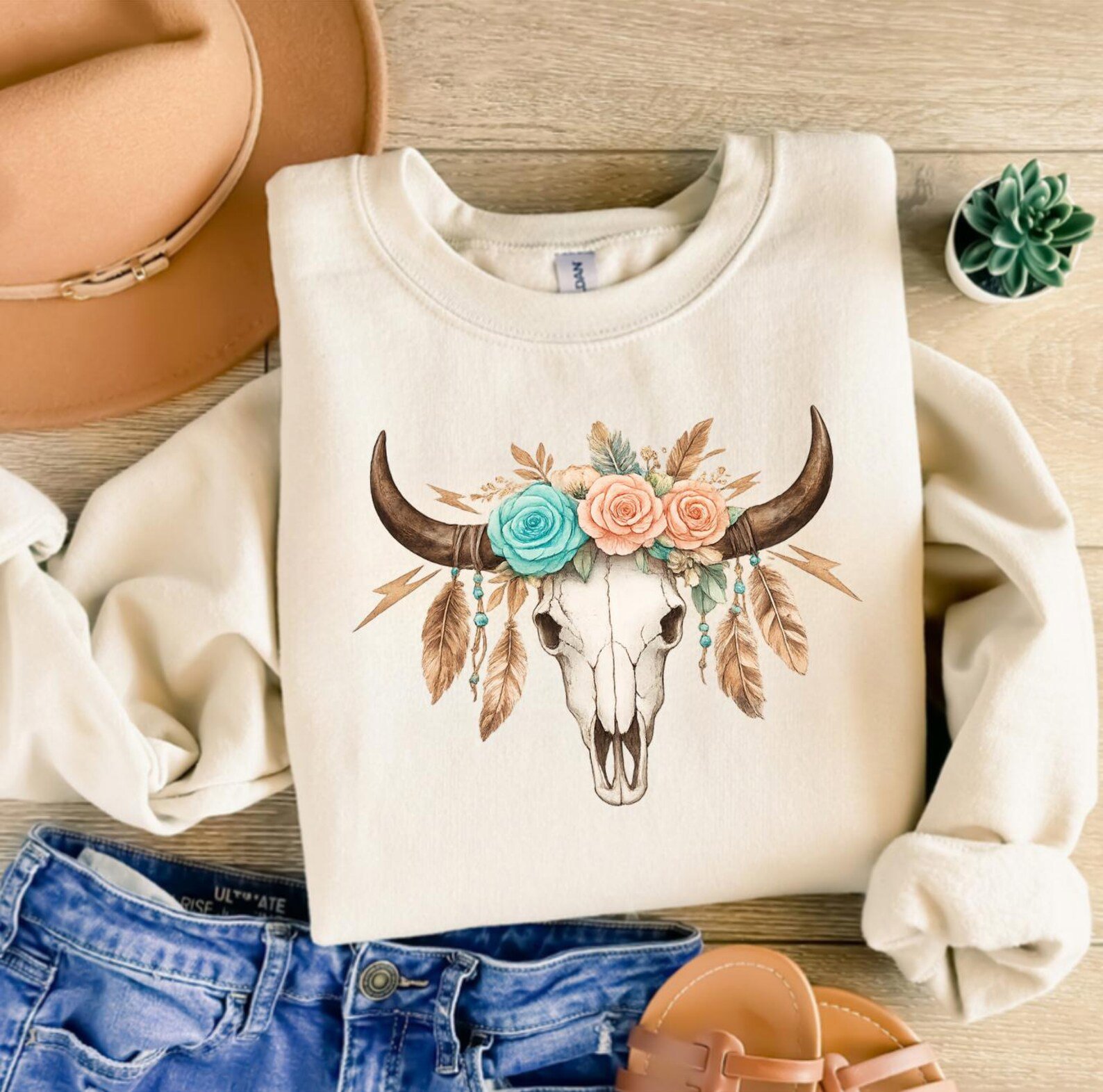 Longhorn Skull Sweatshirt, Western Boho Crewneck, Floral Cowgirl Pullover, Rodeo Sweatshirt, Country Concert Outfit, Texas Western Gift 2