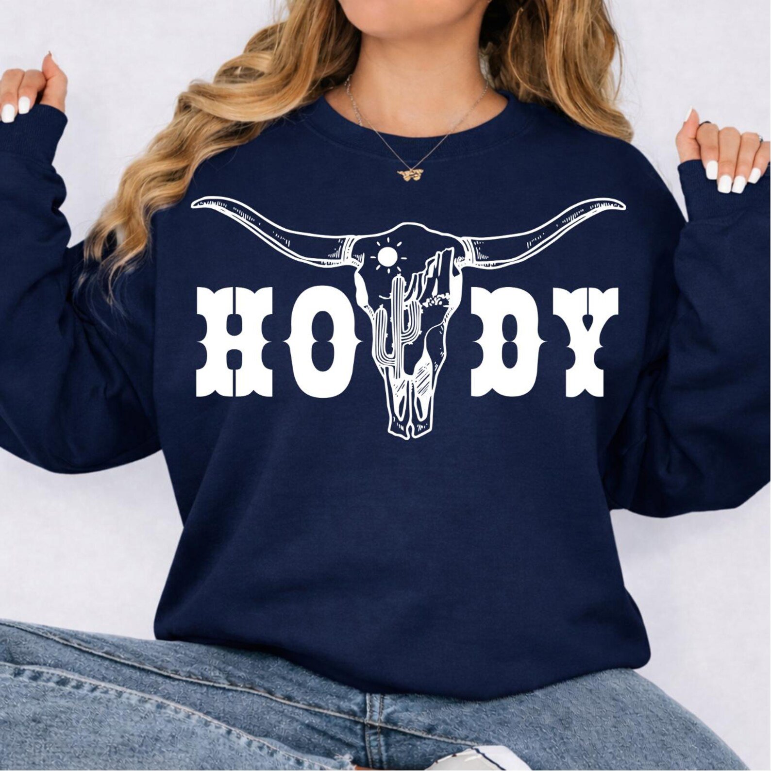Howdy Longhorn Sweatshirt, Western Graphic Pullover, Cowgirl Cowboy Hoodie, Country Concert Outfit, Western Unisex Top, Ranch Style Top 4
