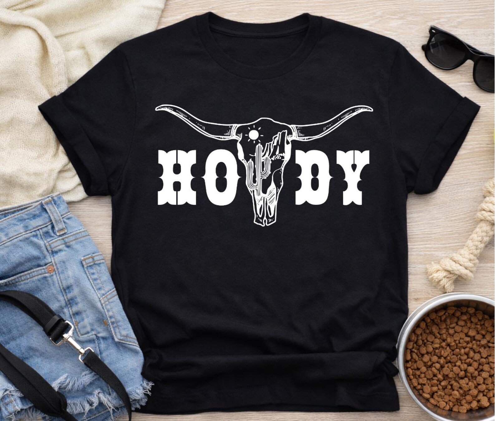 Howdy Longhorn Skull Shirt, Western Graphic Tee, Cowgirl Shirt, Rodeo Outfit, Country Concert Tee, Texas Longhorn TShirt, Western Gift 12