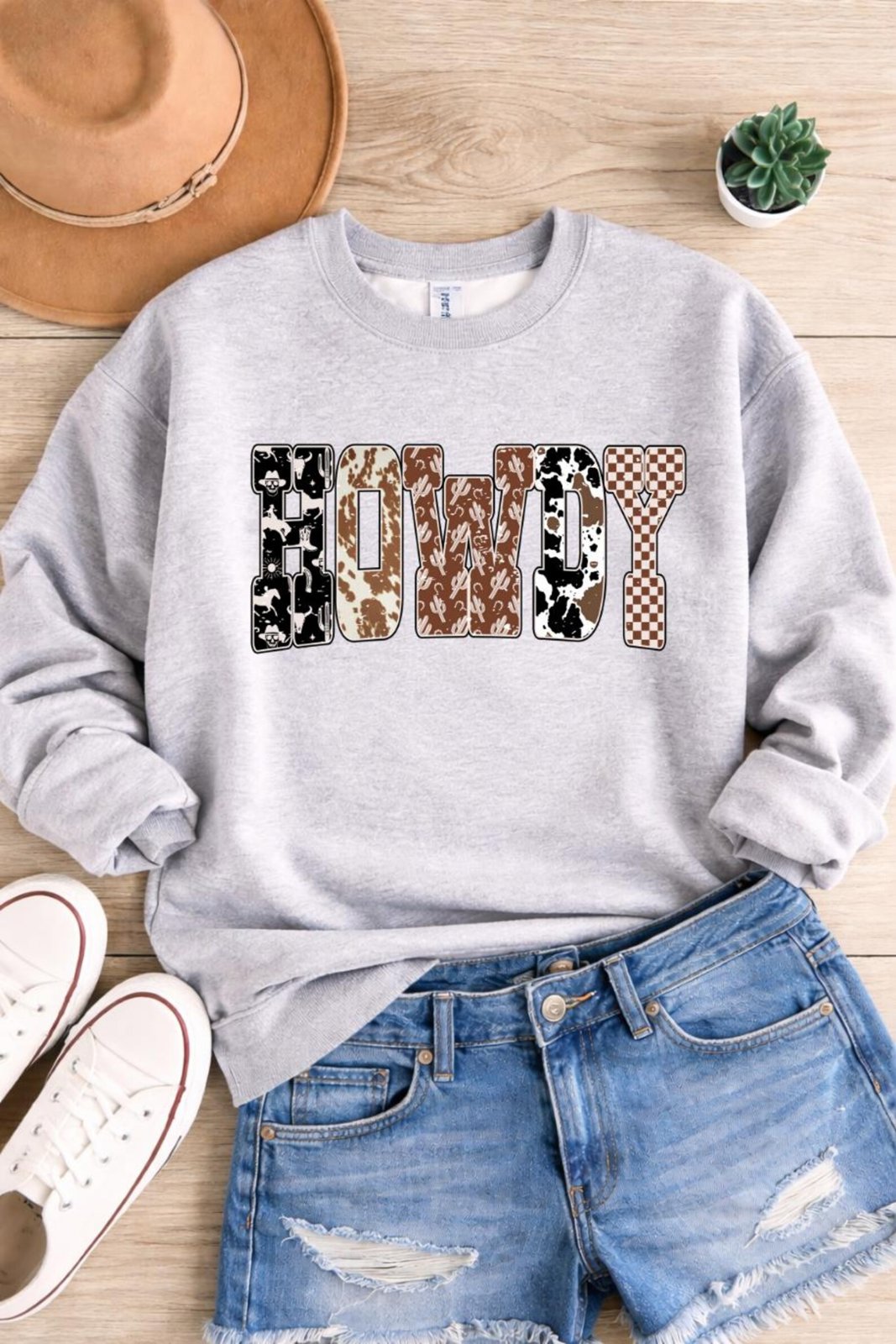 Howdy Shirt, Western Design Tee, Cow Print Howdy TShirt, Country Concert Outfit, Rodeo Cowboy Shirt, Cowgirl Western Top, Unisex Tee 9