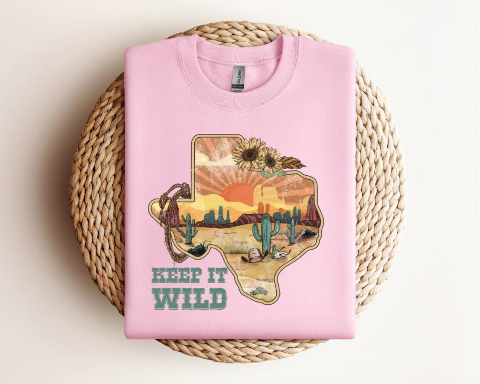 Vintage Texas Graphic Tee: Western Cactus Desert Shirt 5